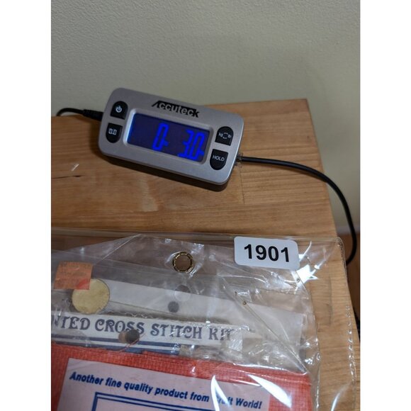 Assorted Vintage Mini Counted Cross Stitch Kits & Supplies Christmas Lamb Giving - Picture 8 of 8